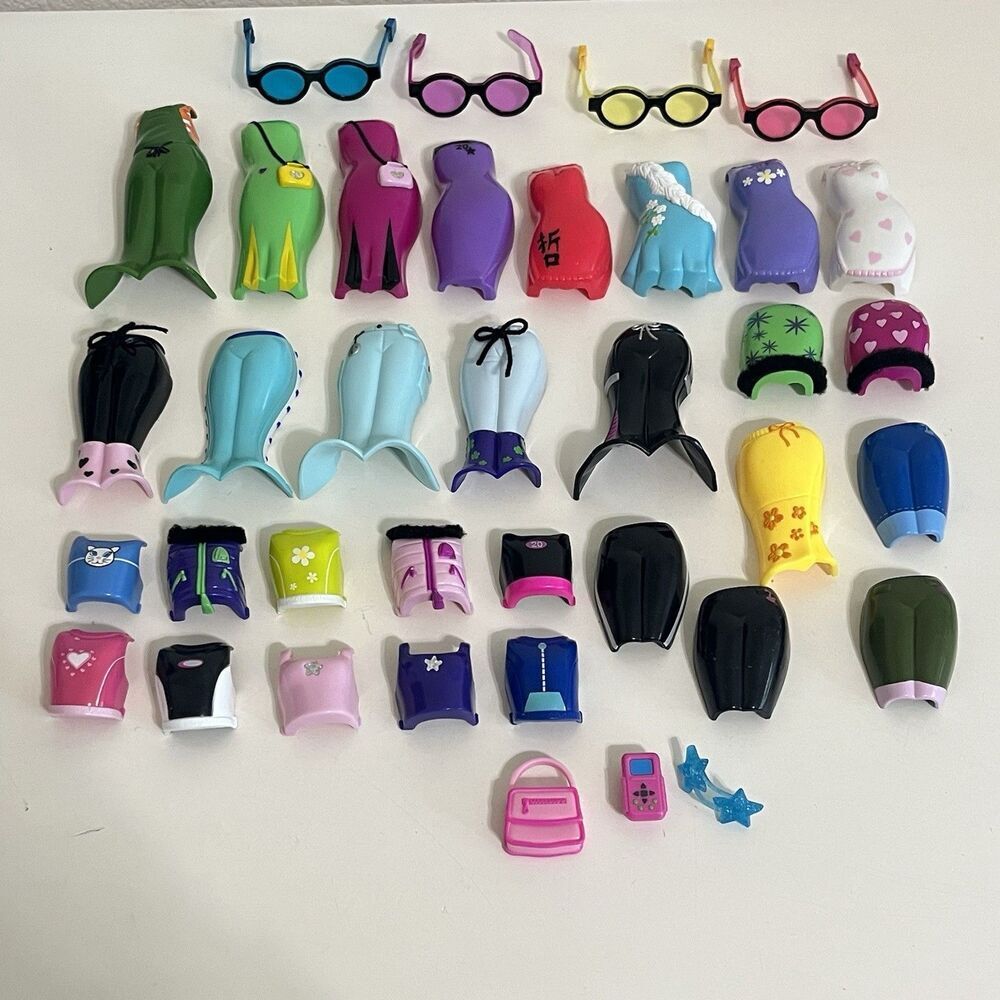 Vintage Mattel Diva Starz Doll Clothes and Accessories Lot 37 Pieces
